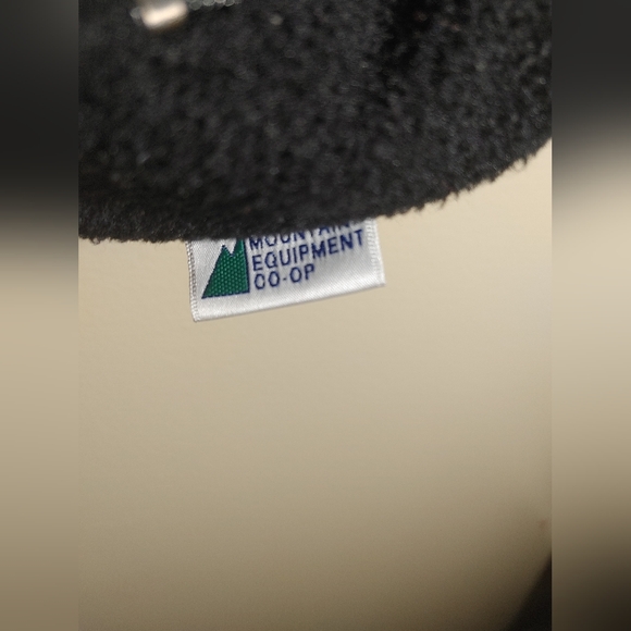 Fleece jacket - Picture 2 of 3